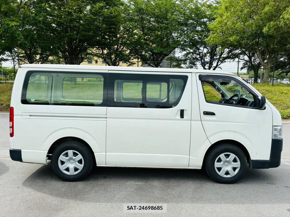 Toyota HIACE VAN 2019 7335630-5