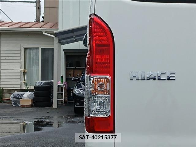 Toyota HIACE VAN 2020-01 7616908-15