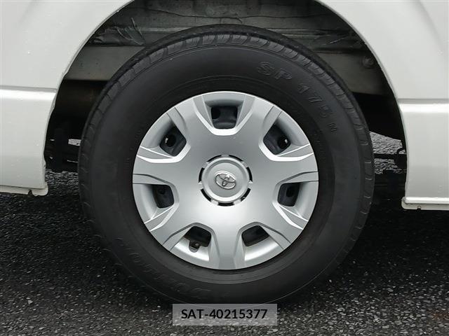 Toyota HIACE VAN 2020-01 7616908-19