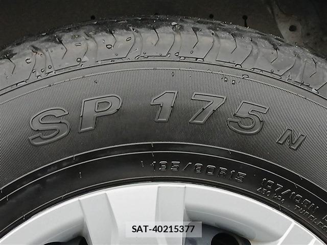 Toyota HIACE VAN 2020-01 7616908-23