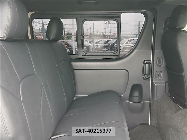 Toyota HIACE VAN 2020-01 7616908-26