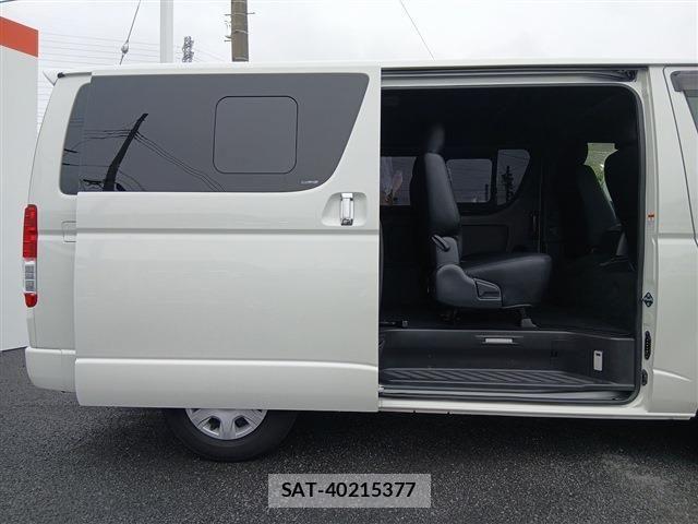Toyota HIACE VAN 2020-01 7616908-27