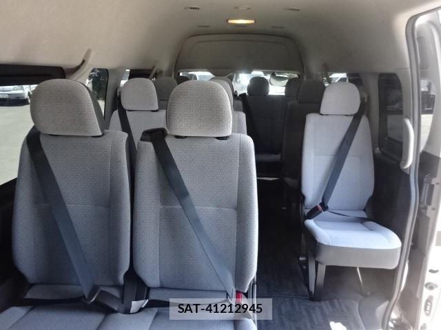 Toyota HIACE VAN 2021-06 7616906-13