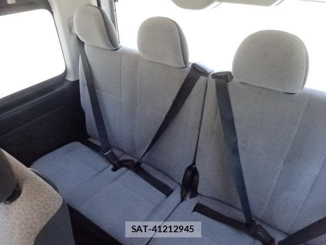 Toyota HIACE VAN 2021-06 7616906-19