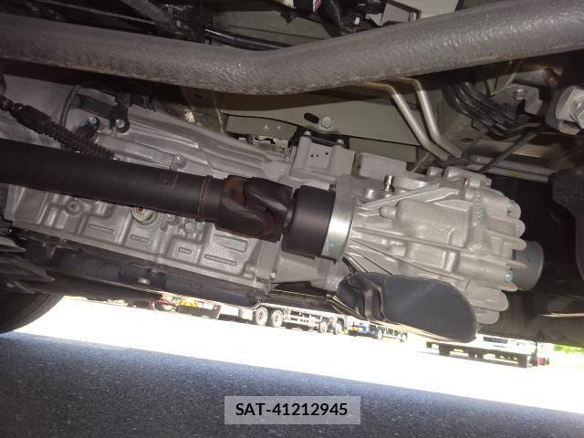 Toyota HIACE VAN 2021-06 7616906-22