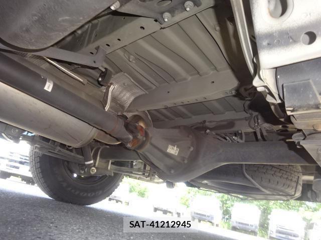 Toyota HIACE VAN 2021-06 7616906-23