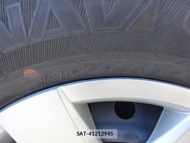 Toyota HIACE VAN 2021-06 7616906-28