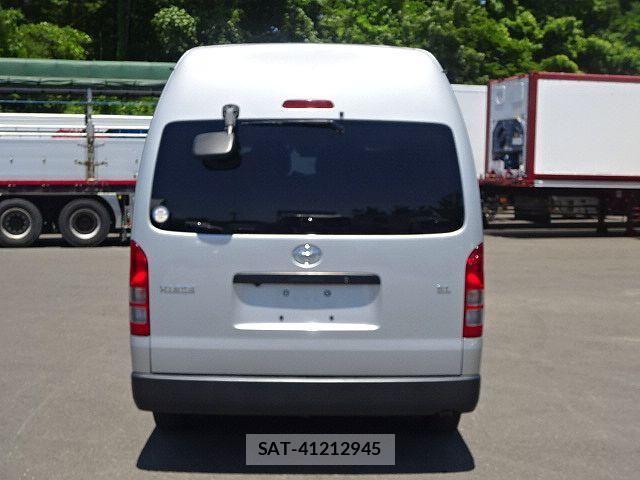 Toyota HIACE VAN 2021-06 7616906-6