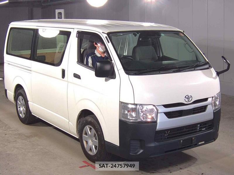 Toyota HIACE VAN 2020-11 7613288-0