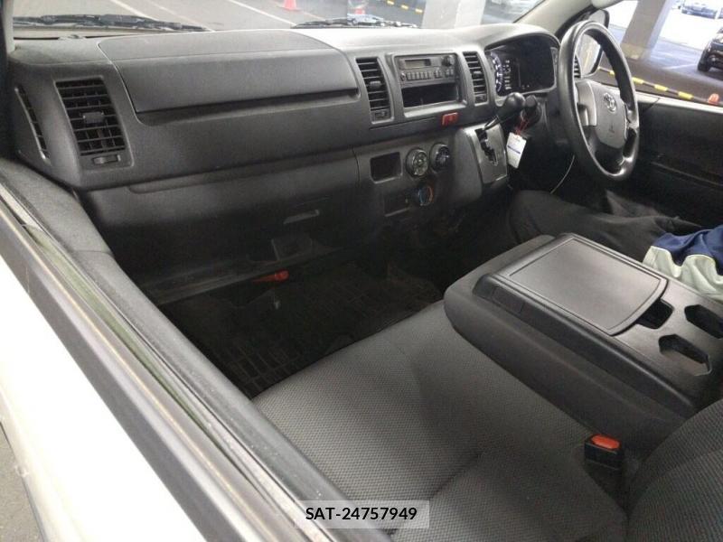 Toyota HIACE VAN 2020-11 7613288-5