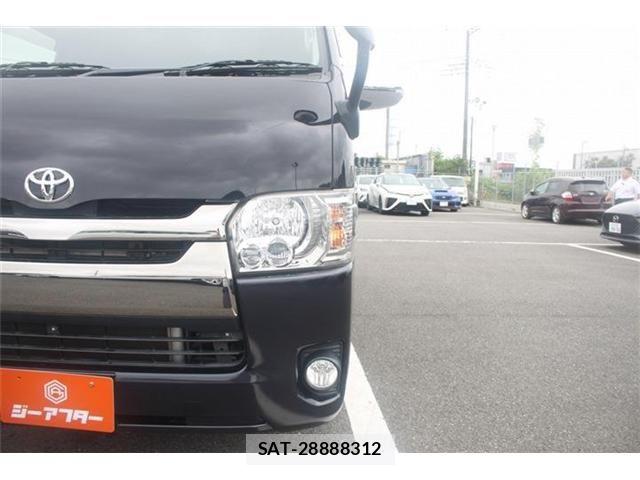 Toyota HIACE VAN 2018-02 7616907-13