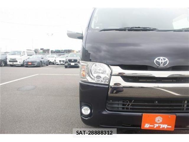 Toyota HIACE VAN 2018-02 7616907-15
