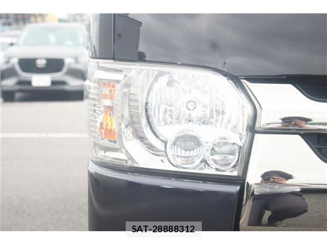 Toyota HIACE VAN 2018-02 7616907-16
