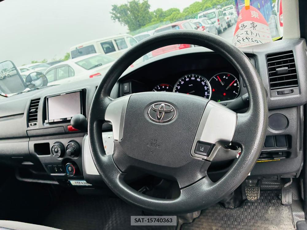 Toyota HIACE VAN 2019-07 7471407-13