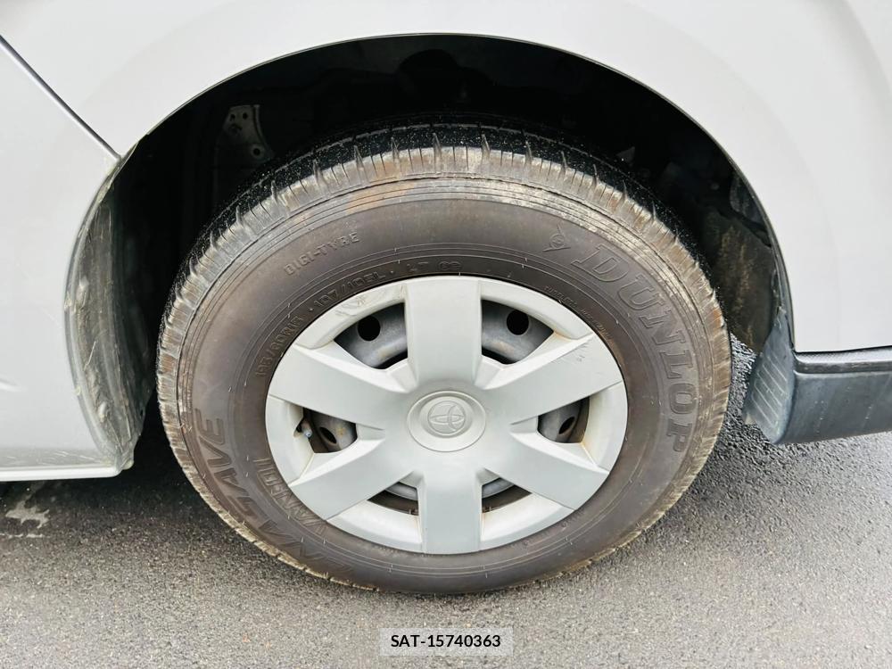 Toyota HIACE VAN 2019-07 7471407-27