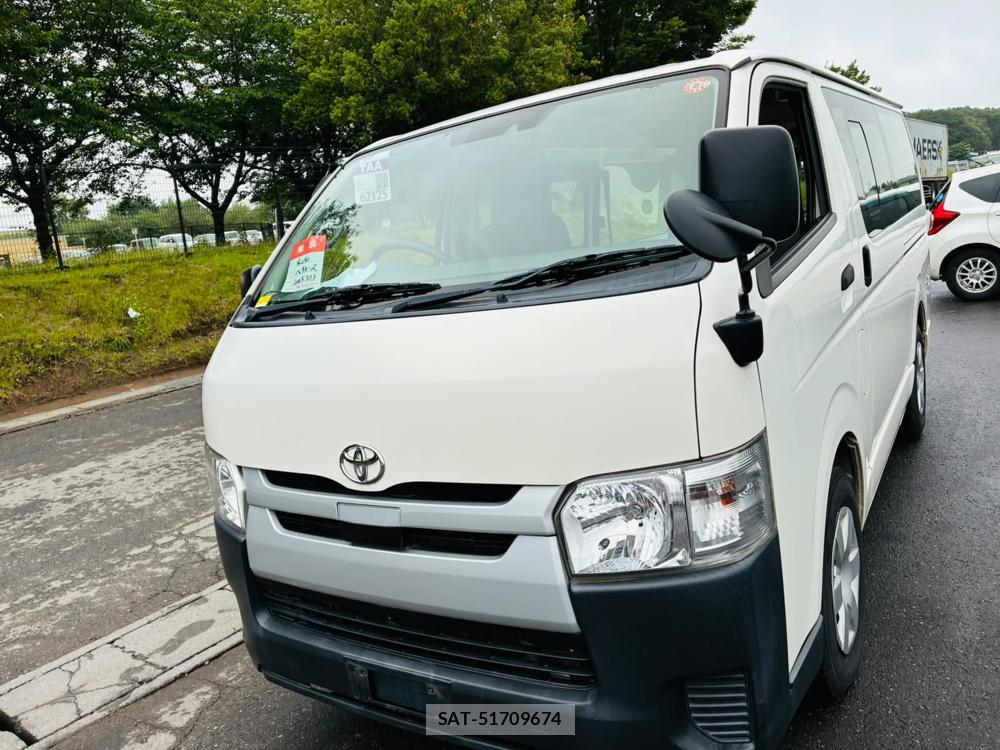 Toyota HIACE VAN 2019-03 7489905-0