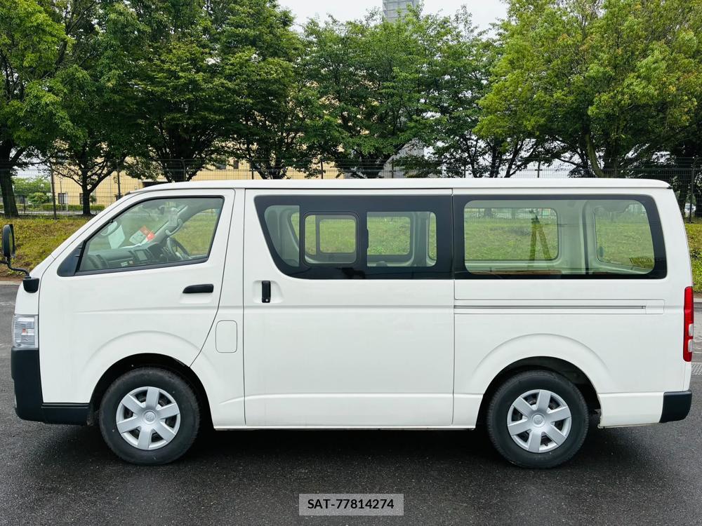 Toyota HIACE VAN 2019-03 7471408-1