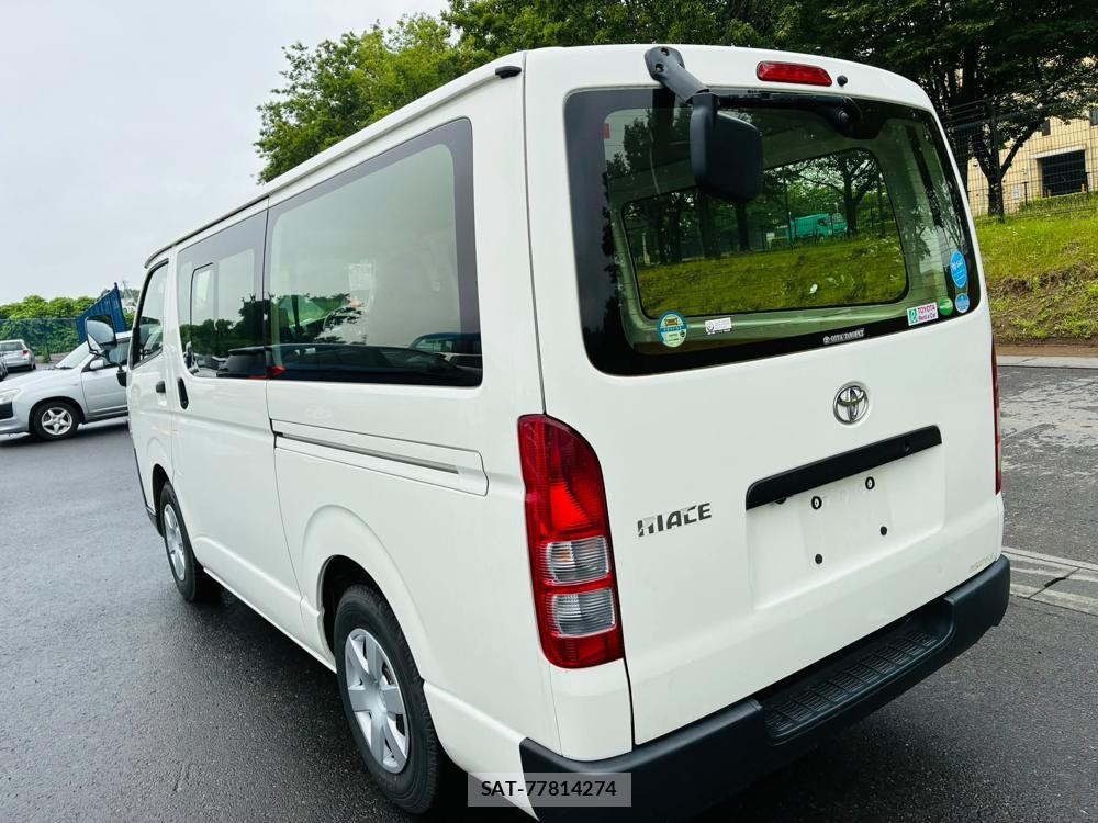 Toyota HIACE VAN 2019-03 7471408-2