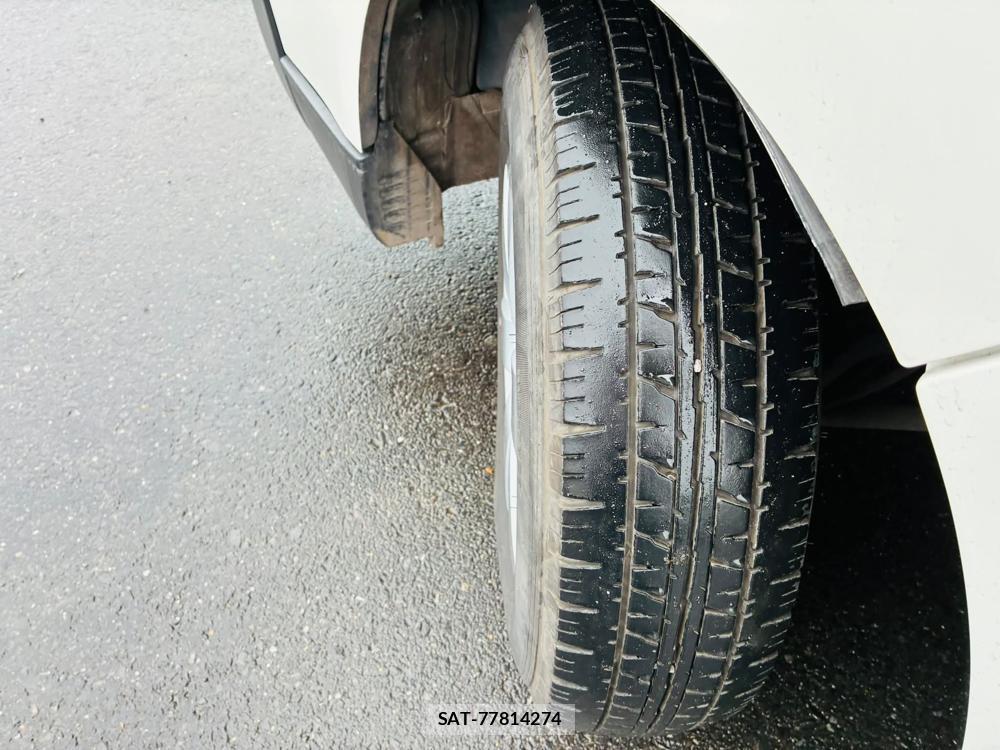 Toyota HIACE VAN 2019-03 7471408-31