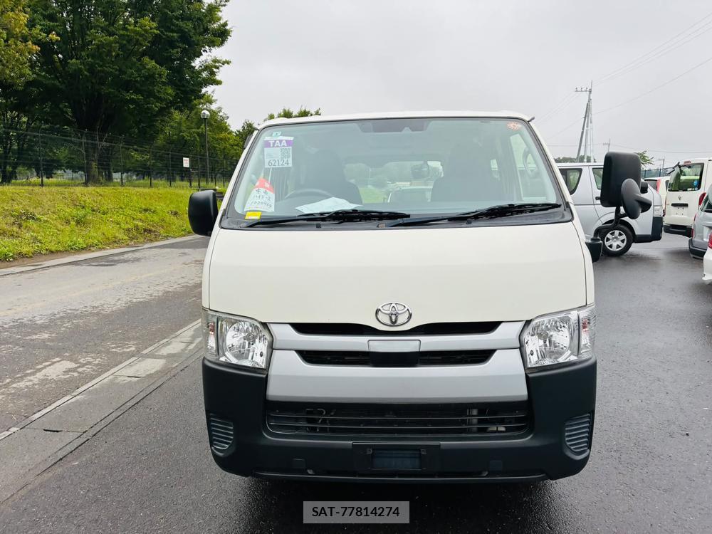Toyota HIACE VAN 2019-03 7471408-7