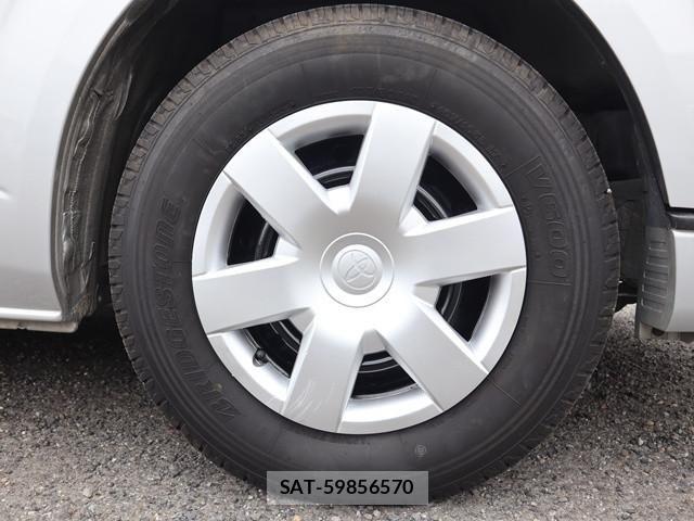 Toyota HIACE VAN 2023-07 7723865-22