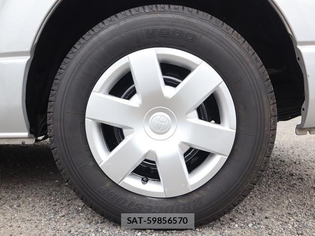 Toyota HIACE VAN 2023-07 7723865-26