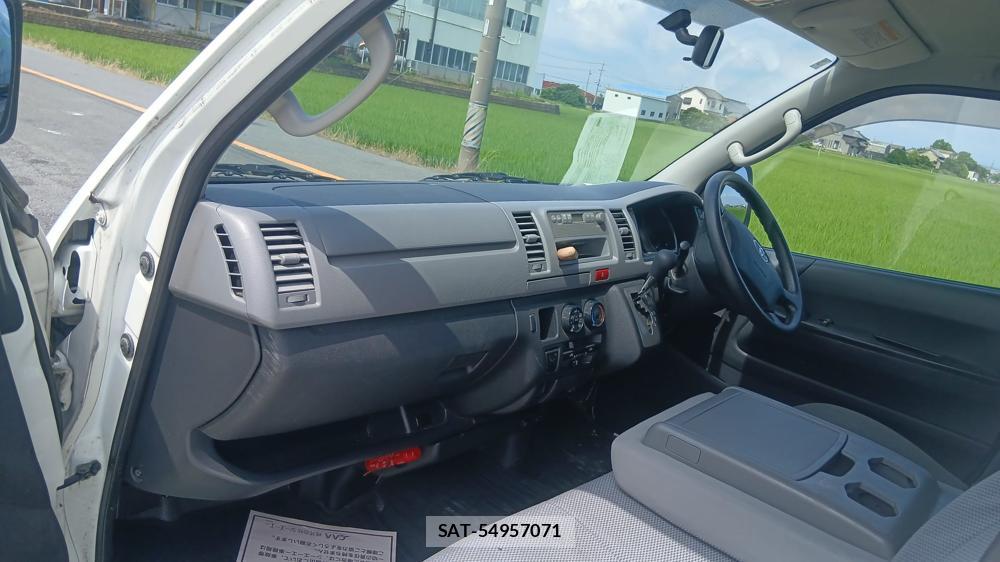 Toyota HIACE VAN 2010 7230116-14
