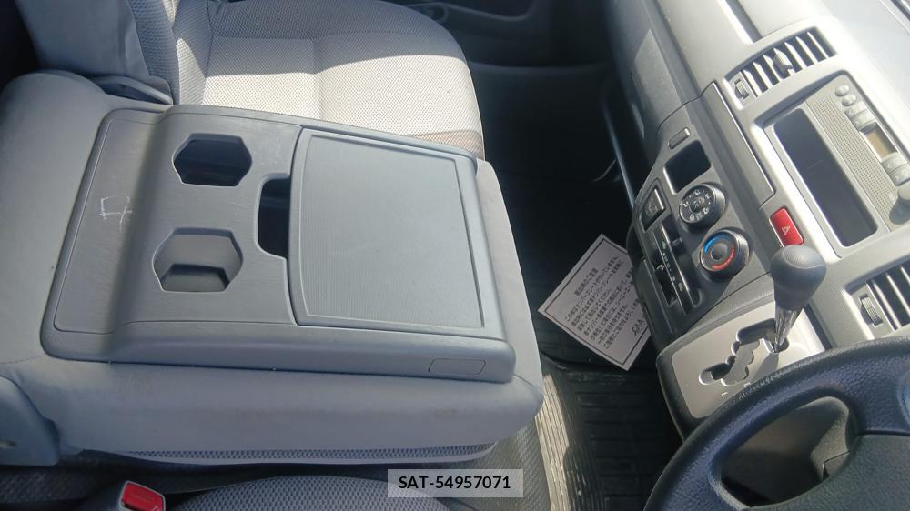Toyota HIACE VAN 2010 7230116-20