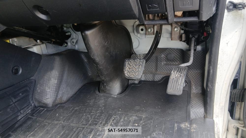 Toyota HIACE VAN 2010 7230116-22