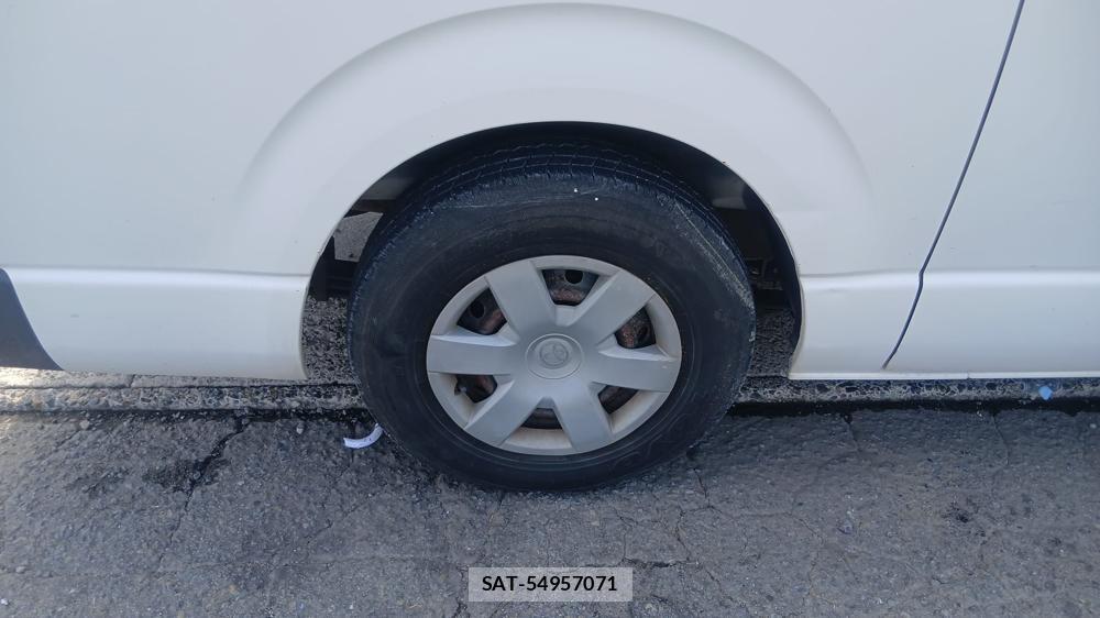 Toyota HIACE VAN 2010 7230116-29