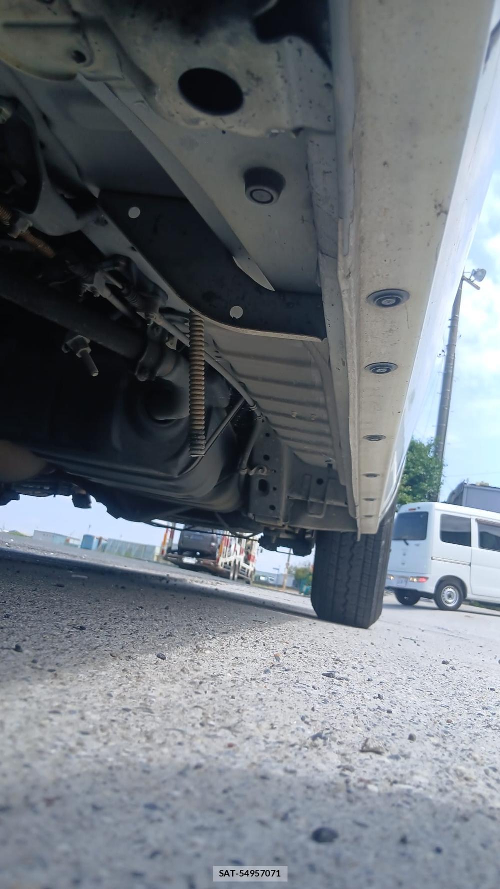 Toyota HIACE VAN 2010 7230116-37