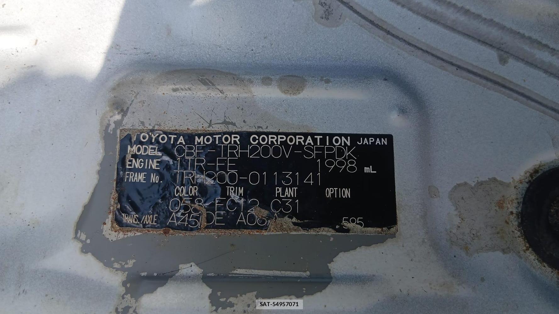 Toyota HIACE VAN 2010 7230116-39