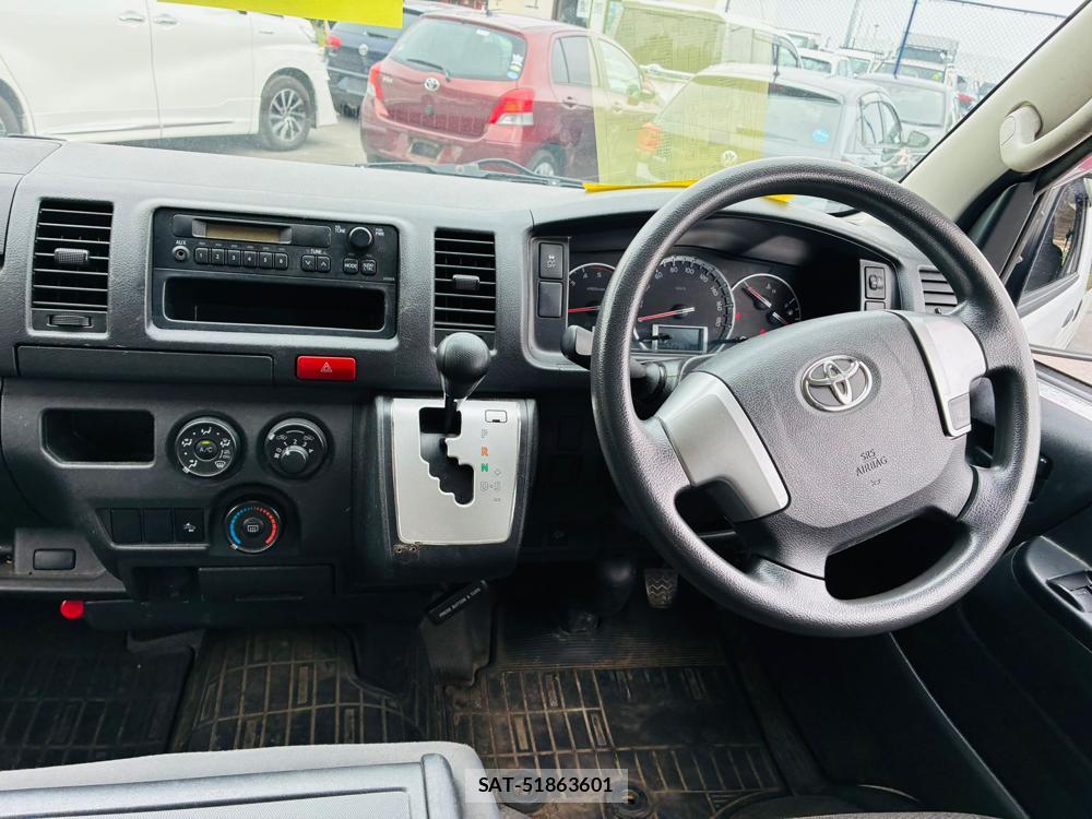 Toyota HIACE VAN 2020-05 7840048-13