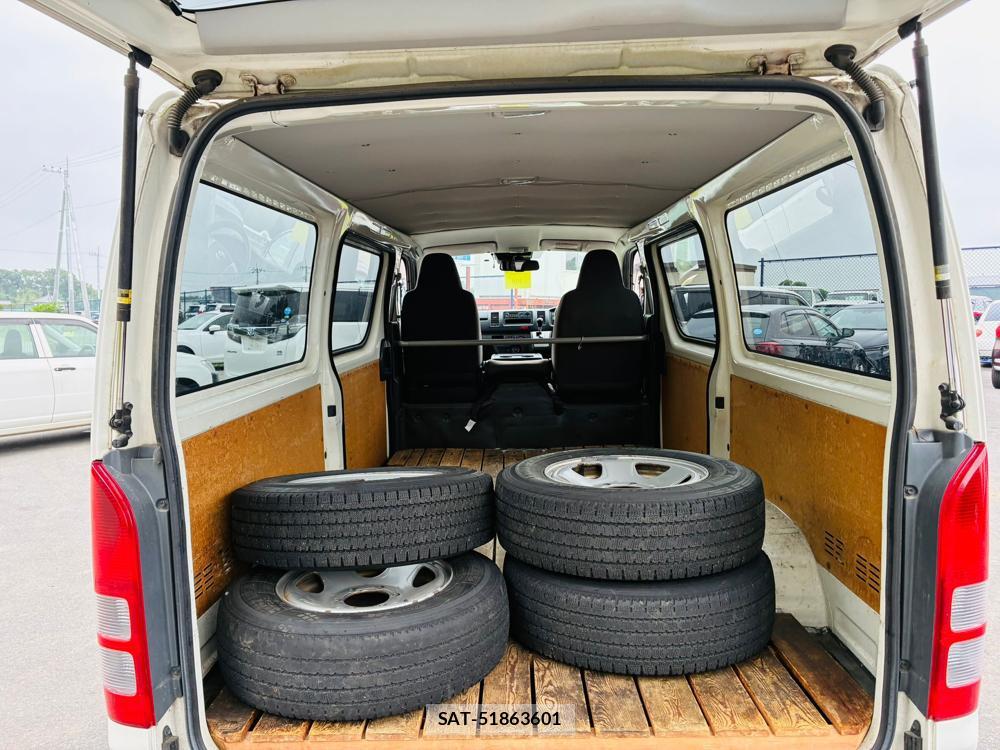 Toyota HIACE VAN 2020-05 7840048-25