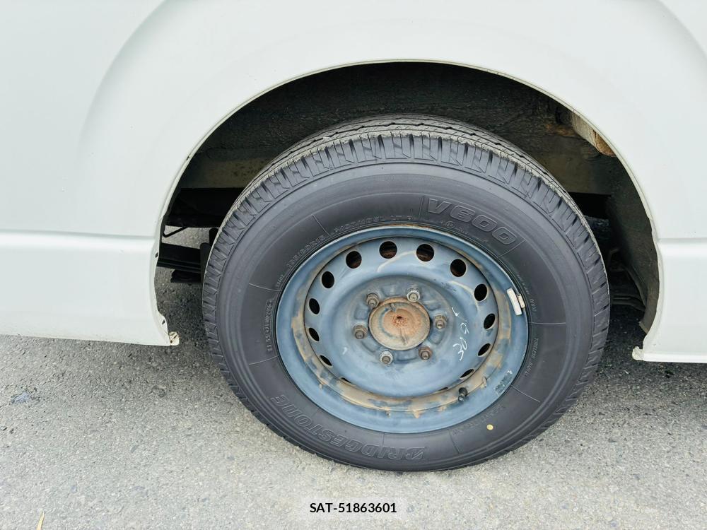 Toyota HIACE VAN 2020-05 7840048-27
