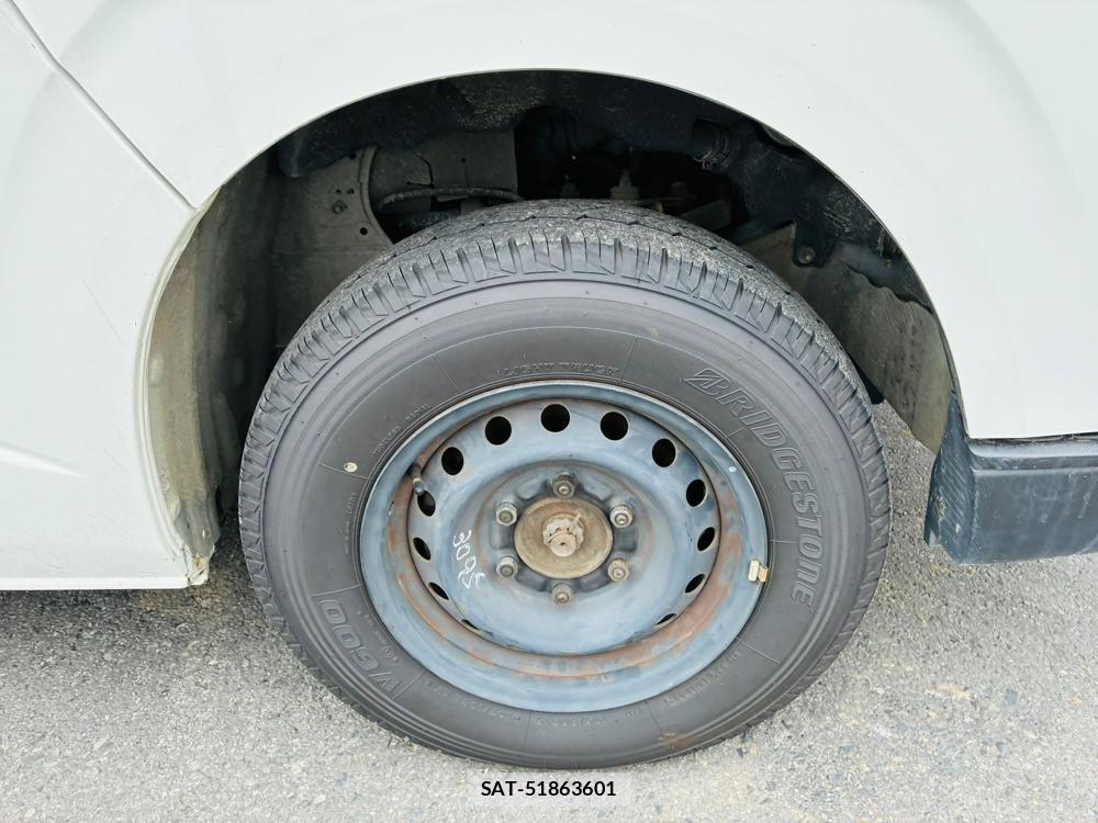Toyota HIACE VAN 2020-05 7840048-28