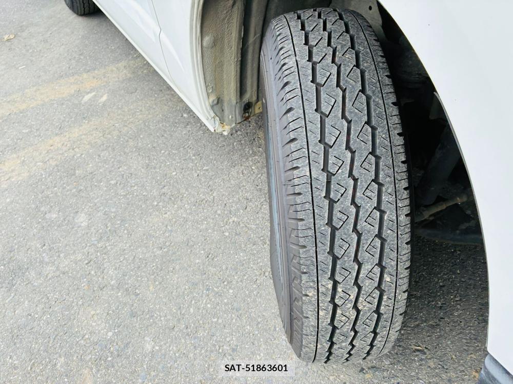Toyota HIACE VAN 2020-05 7840048-32