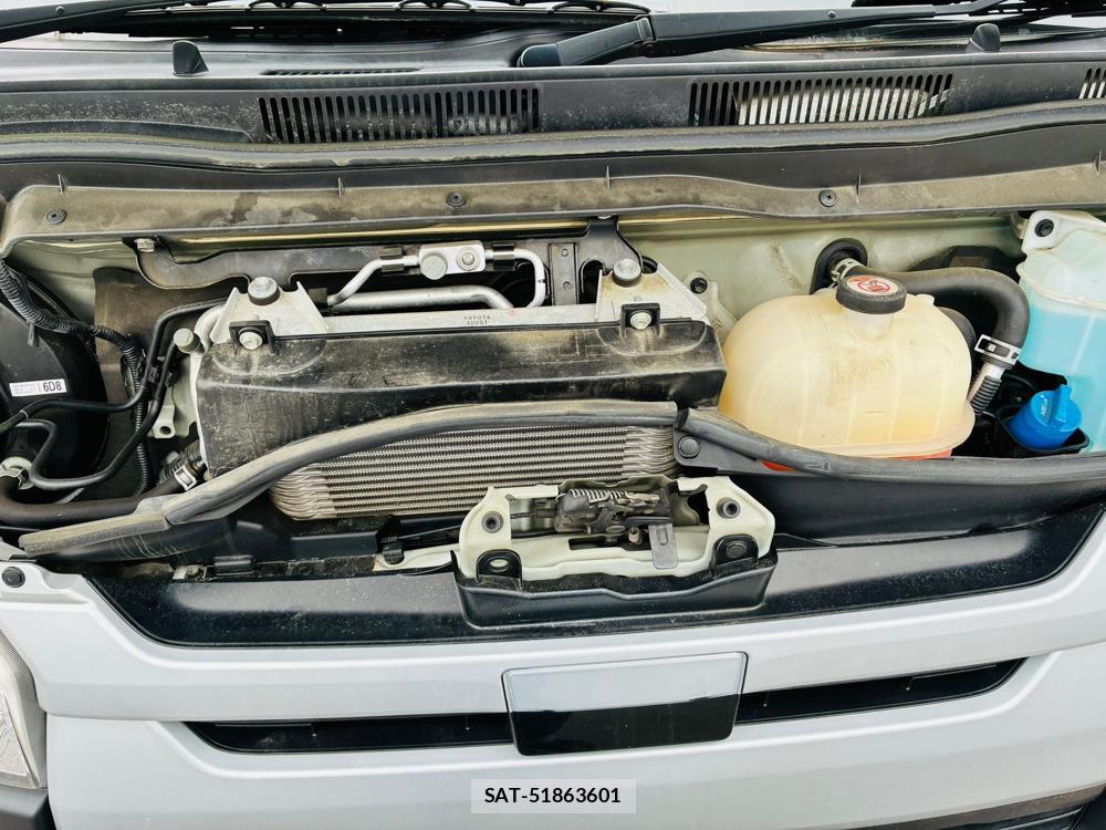 Toyota HIACE VAN 2020-05 7840048-33
