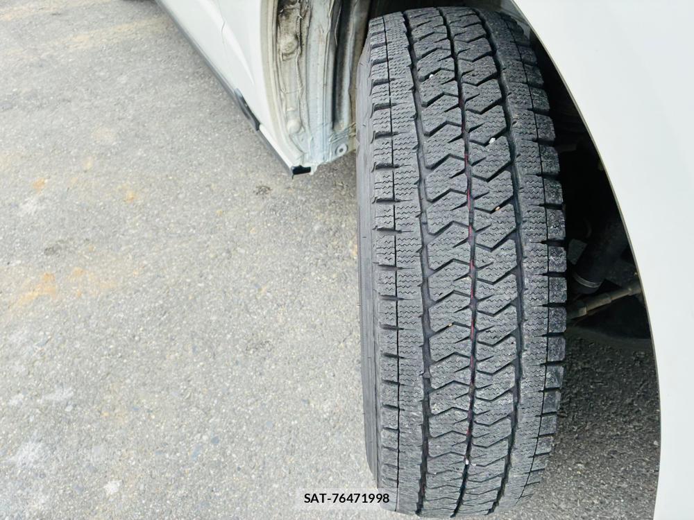 Toyota HIACE VAN 2020-05 7840026-32