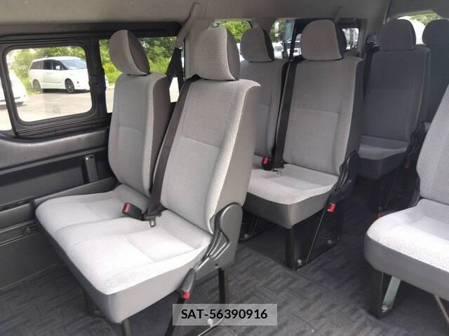 Toyota HIACE VAN 2015-12 7876719-11