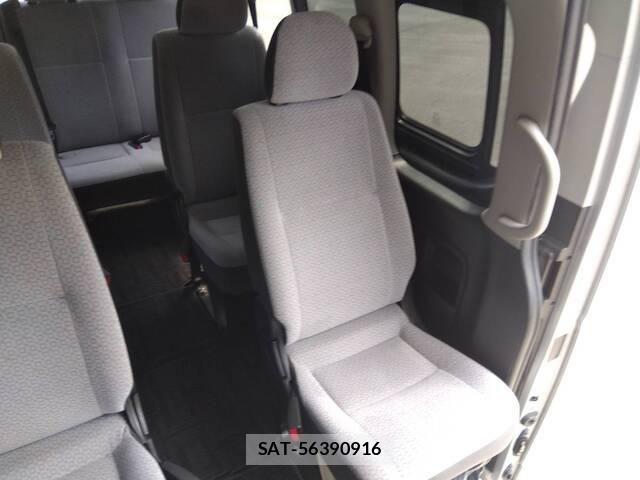 Toyota HIACE VAN 2015-12 7876719-12