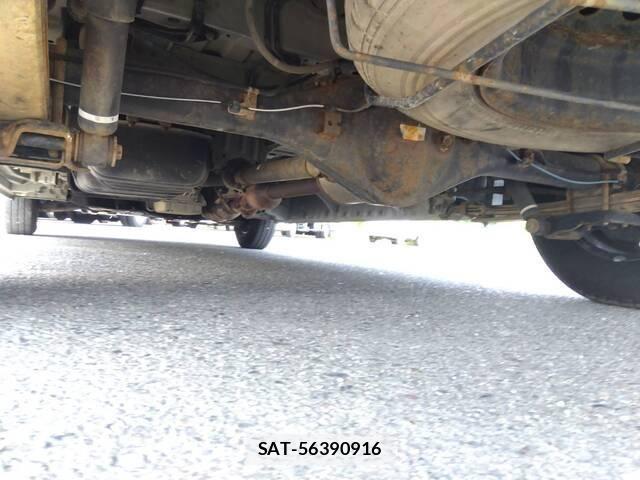 Toyota HIACE VAN 2015-12 7876719-19