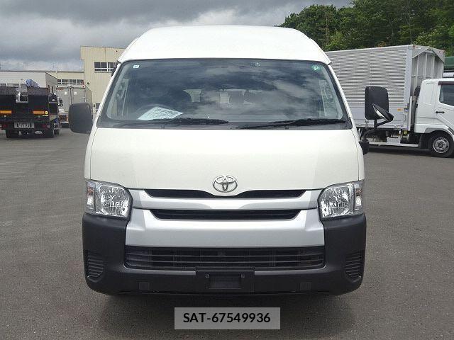 Toyota HIACE VAN 2015-04 7902685-1