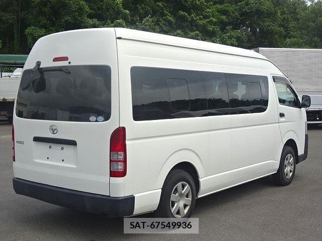 Toyota HIACE VAN 2015-04 7902685-7