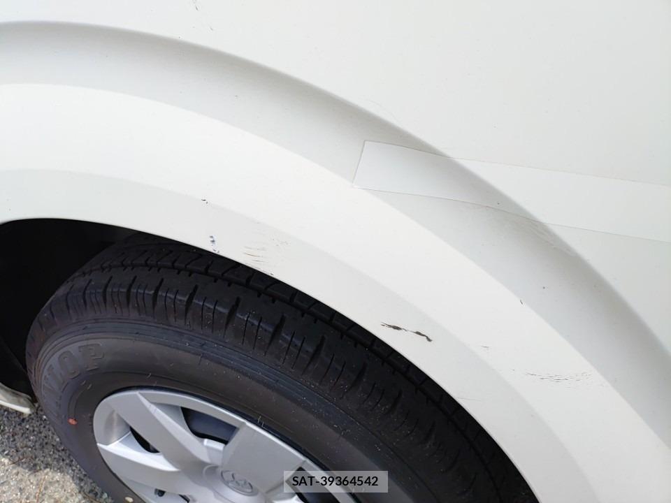 Toyota HIACE VAN 2019-06 7903883-25