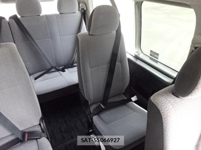 Toyota HIACE VAN 2018-05 7961916-15