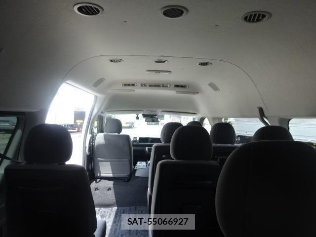 Toyota HIACE VAN 2018-05 7961916-20