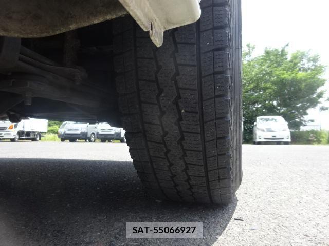 Toyota HIACE VAN 2018-05 7961916-26