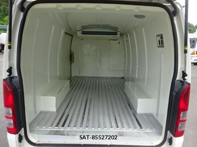 Toyota HIACE VAN 2019-12 7961928-13
