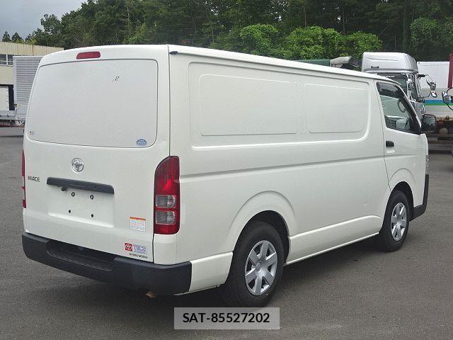 Toyota HIACE VAN 2019-12 7961928-7